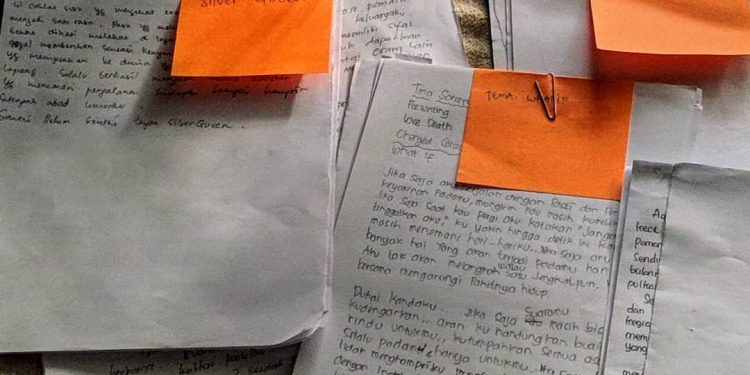 Menulis dari Balik Jeruji